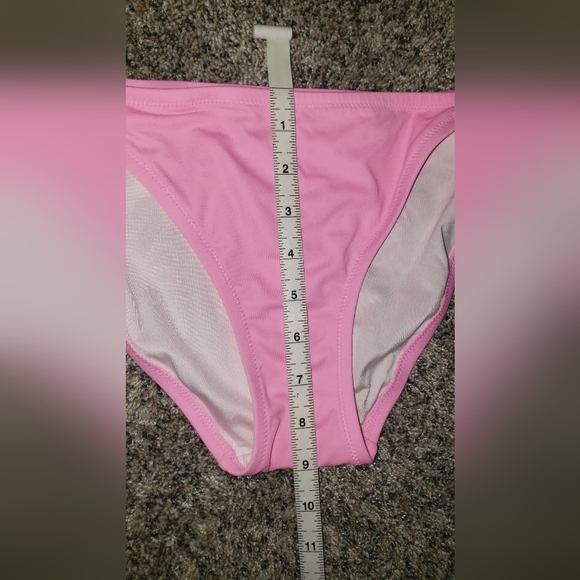 Victoria's Secret| Classic Cut Bikini Bottom - Picture 2 of 10